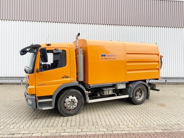 Road sweeper Mercedes-Benz Atego 1324 4x2 Atego 1324 4x2, Kehrmaschine Explorer 8: picture 10