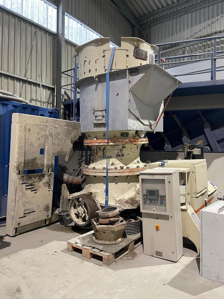 Cone crusher METSO GP200S: picture 1
