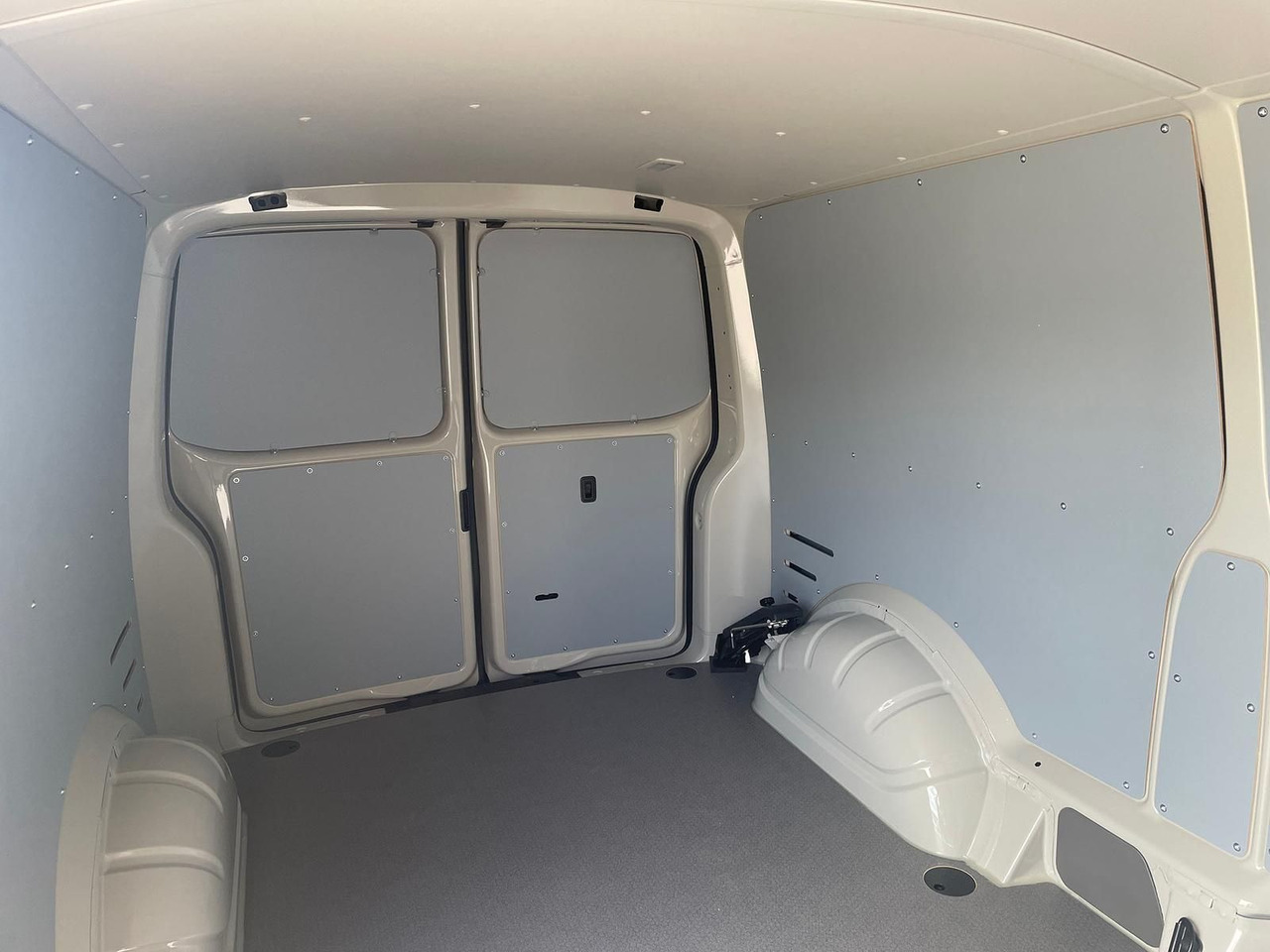 New Panel van Volkswagen T6.1 Transporter Kasten LR TEMPOMAT KAMERA KLIMA: picture 11