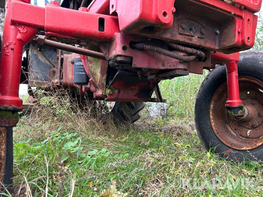 Leasing of  Veteran traktor IH 484 Veteran traktor IH 484: picture 12