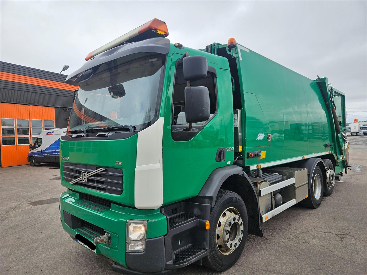 Garbage truck Sopbil Volvo FE 6x2 -2014 | NTM KG-2B: picture 1