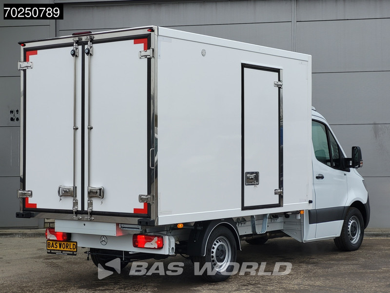 Leasing of Mercedes-Benz Sprinter 315 CDI Koelwagen 2025model Thermo King V-300max 230V stekker Bakwagen Koel Kühlwagen 13m3 Airco Cruise control Mercedes-Benz Sprinter 315 CDI Koelwagen 2025model Thermo King V-300max 230V stekker Bakwagen Koel Kühlwagen 13m3 Airco Cruise control: picture 7