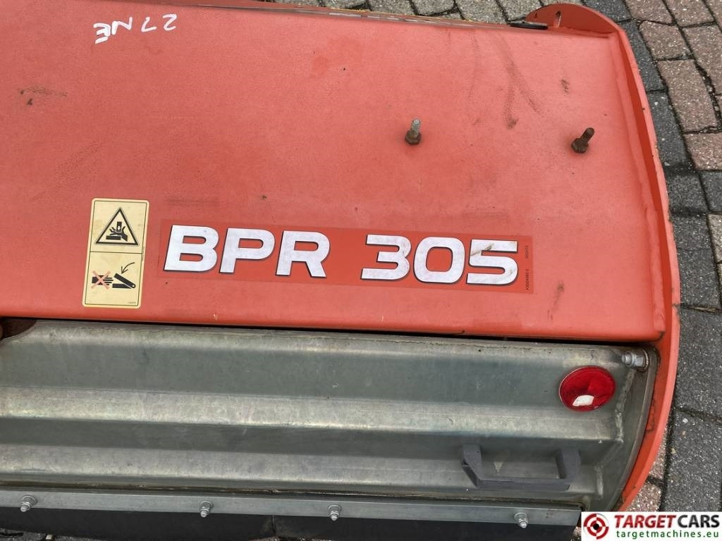 Leasing of Kuhn BPR305 Flail Mowing Deck 305cm  Kuhn BPR305 Flail Mowing Deck 305cm: picture 12