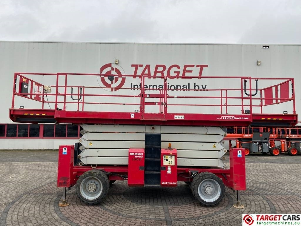 Scissor lift MEC 6092RT Diesel 4x4 Scissor Work LIft 2020cm: picture 19