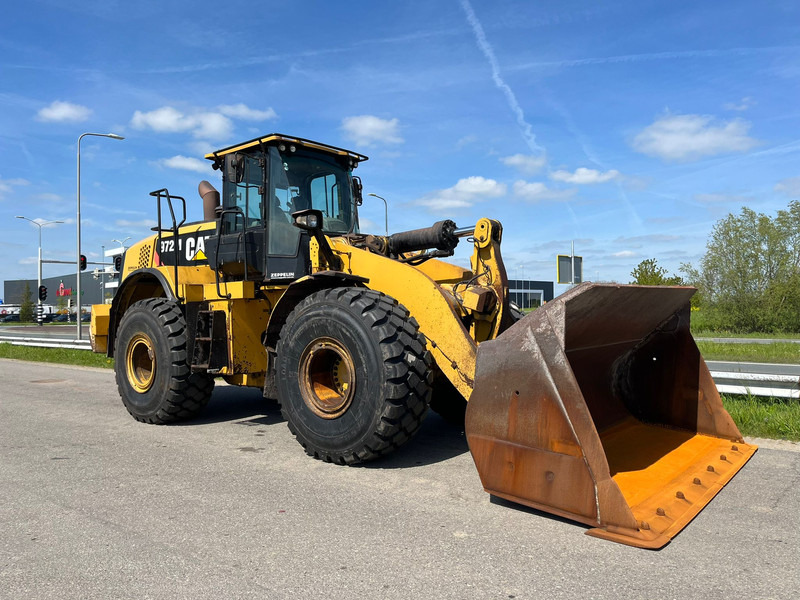 Wheel loader Caterpillar 972M: picture 7