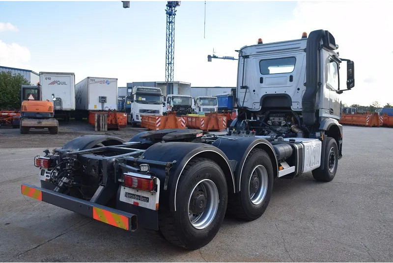 Tractor unit Mercedes-Benz Arocs 3345: picture 8