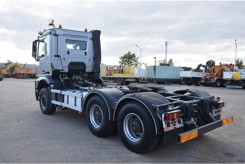 Tractor unit Mercedes-Benz Arocs 3345: picture 10