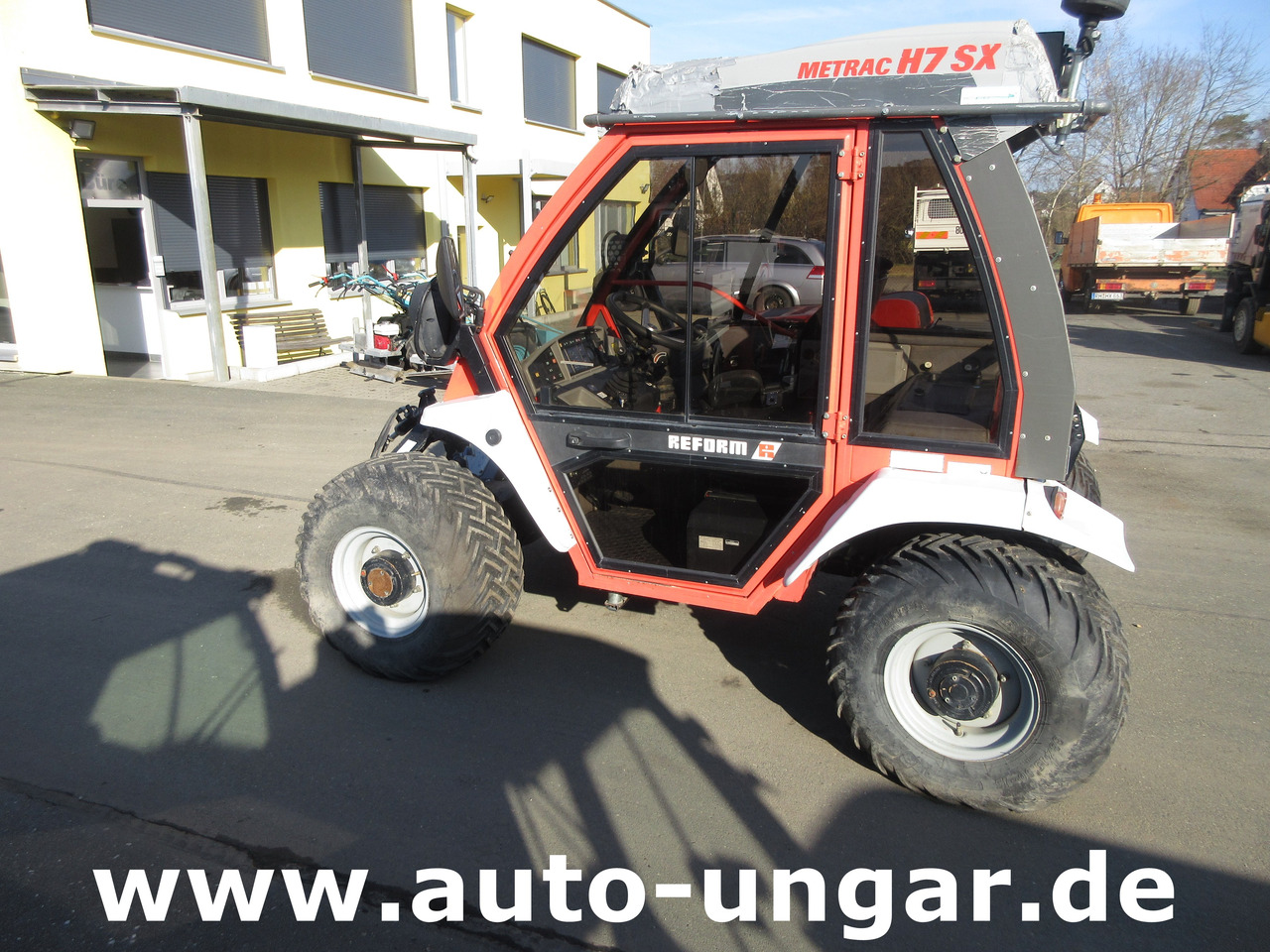 Farm tractor REFORM Metrac H7SX Baujahr 2013 4x4x4 Front- und Heckzapfwelle Motorschaden: picture 6