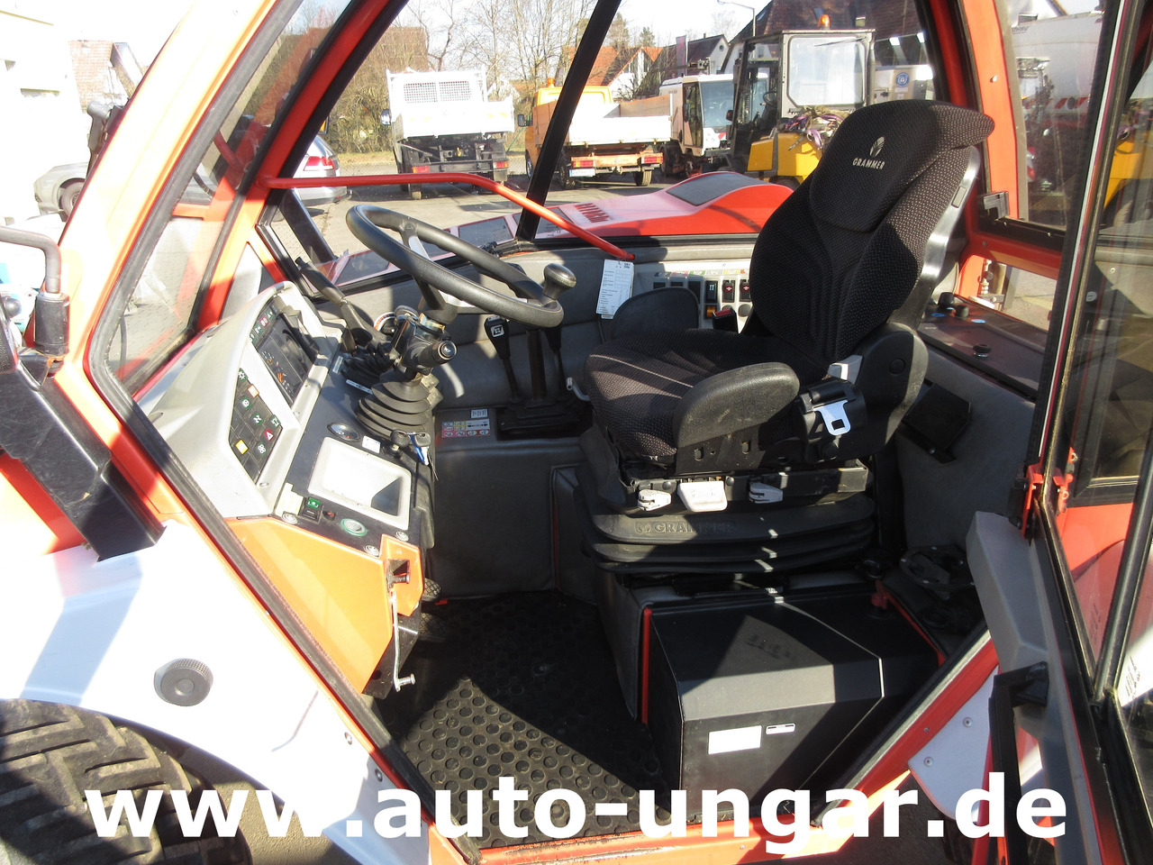 Farm tractor REFORM Metrac H7SX Baujahr 2013 4x4x4 Front- und Heckzapfwelle Motorschaden: picture 12