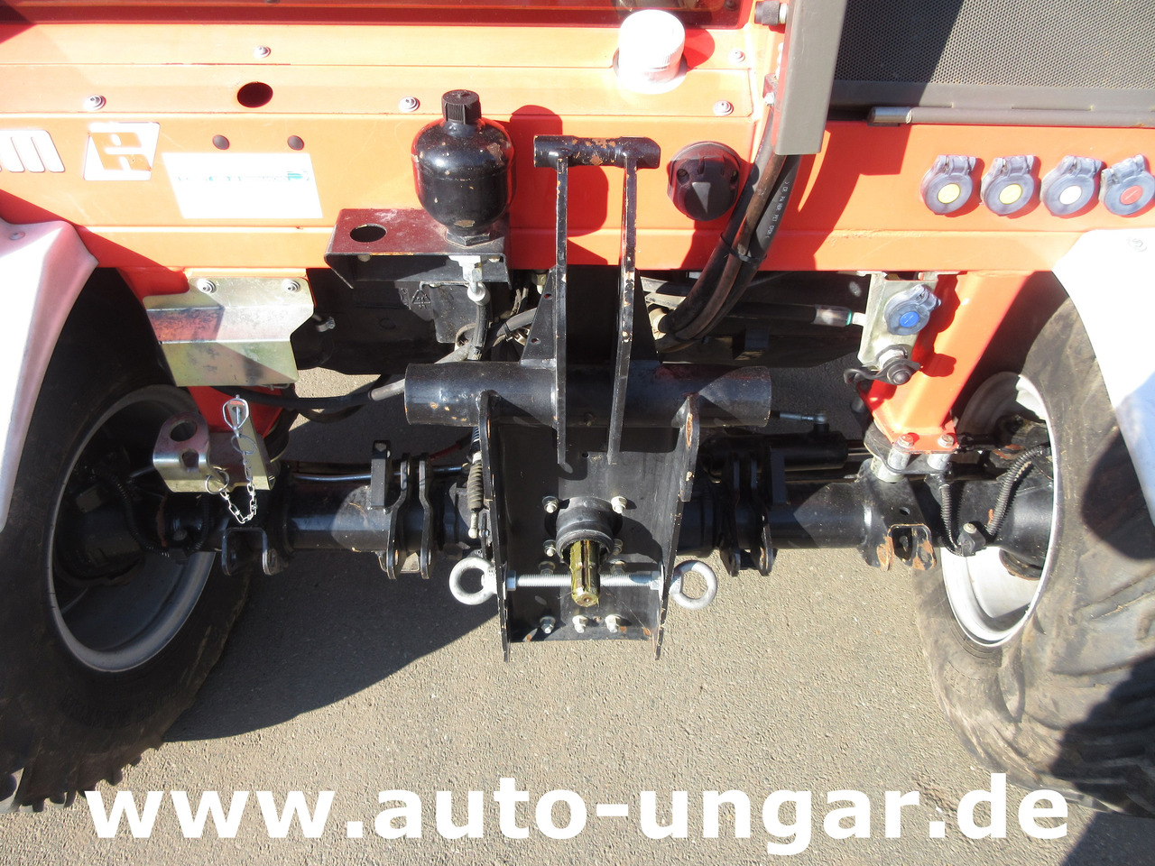 Farm tractor REFORM Metrac H7SX Baujahr 2013 4x4x4 Front- und Heckzapfwelle Motorschaden: picture 9