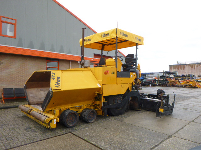 Asphalt paver INGERSOLL RAND ABG TITAN 473: picture 32 Asphalt paver INGERSOLL RAND ABG TITAN 473: picture 32