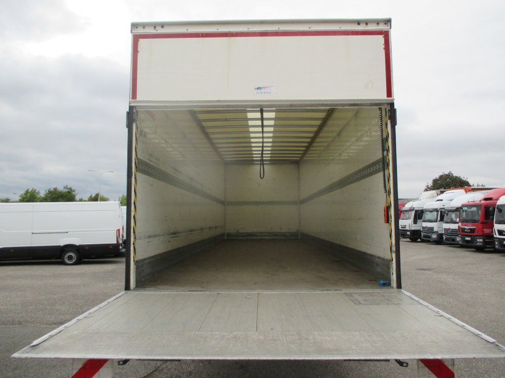 Box truck DAF 18.290: picture 11