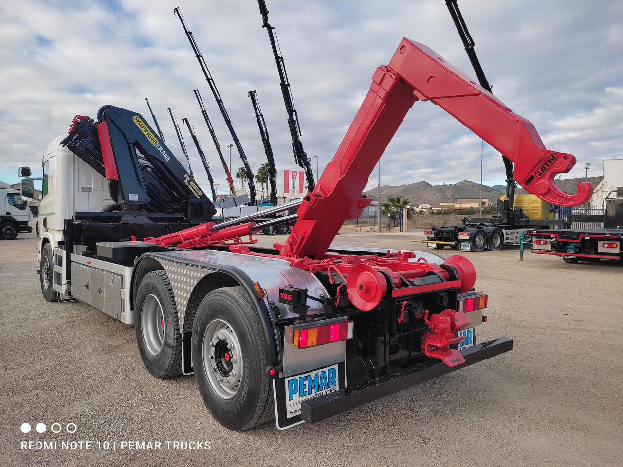 Leasing of SCANIA P124 400 6X2 GRUA PALFINGER GANCHO SCANIA P124 400 6X2 GRUA PALFINGER GANCHO: picture 36