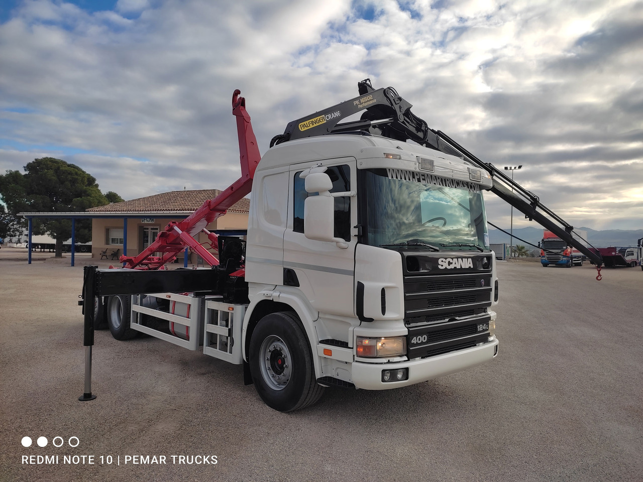 Leasing of SCANIA P124 400 6X2 GRUA PALFINGER GANCHO SCANIA P124 400 6X2 GRUA PALFINGER GANCHO: picture 30