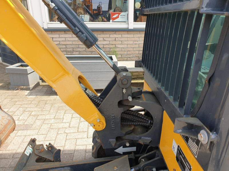 Mini excavator LIUGONG 9018F: picture 10