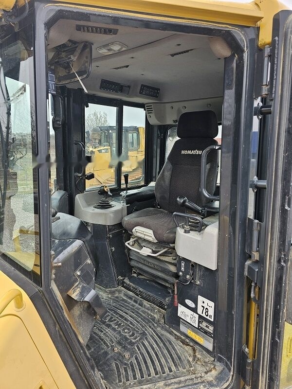 Leasing of Komatsu D61 PX-23 Komatsu D61 PX-23: picture 7