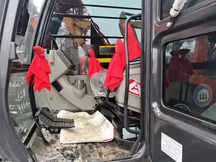 Crawler excavator Original 7ton Used Excavator In Shanghai China 2019 Second Hand Hitachi Zx70 Used Excavator For Sale: picture 6