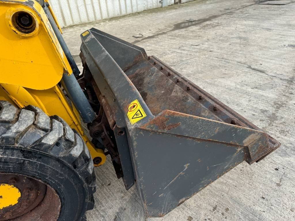 Skid steer loader Gehl R 135 Skid Steer: picture 10