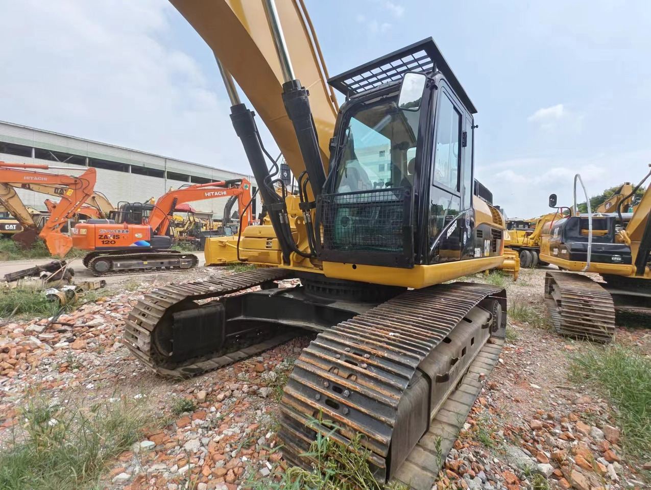 Crawler excavator CATERPILLAR 336D2L CAT 336 320 325: picture 9