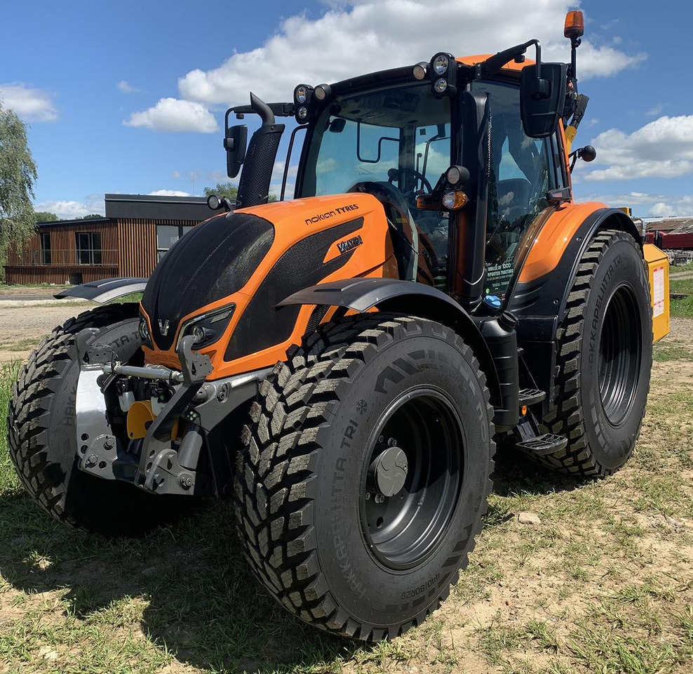 Farm tractor Valtra N, 49 AWI, 134: picture 7