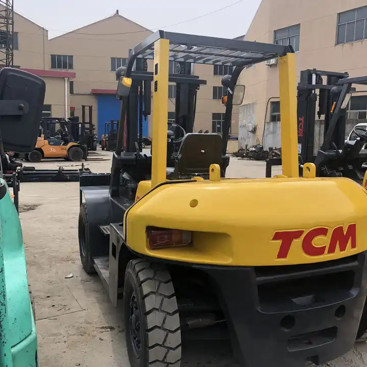 Diesel forklift Good price used TCM 7ton Forklift TCM FD70 diesel forklift for sale: picture 6