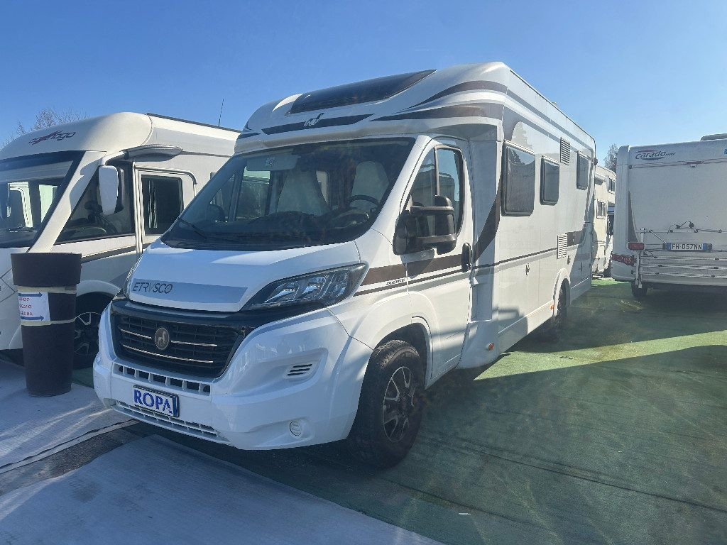 Semi-integrated motorhome ETRUSCO T 7300 SB: picture 12