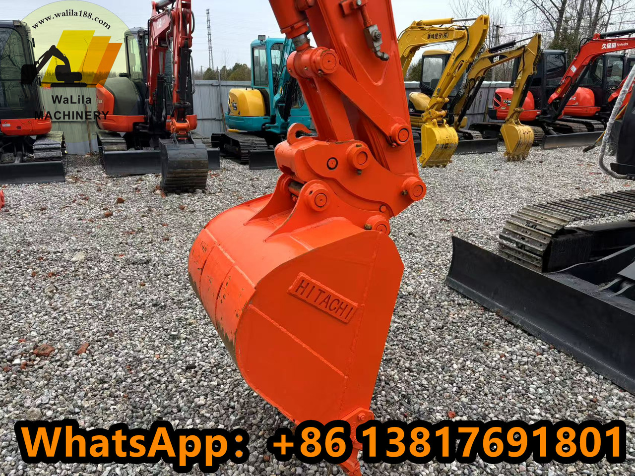 Mini excavator HITACHI Zx70: picture 6