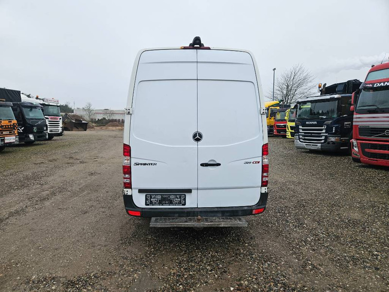 Panel van Mercedes-Benz Sprinter 319 CDI AUT: picture 6