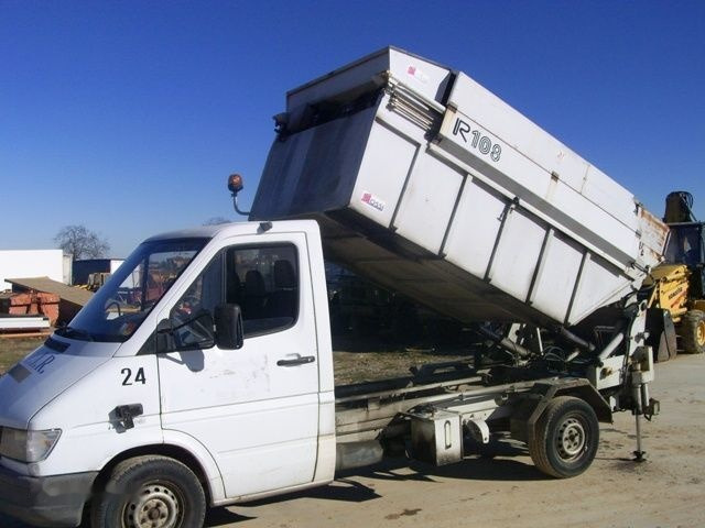 Garbage truck Mercedes-Benz 308 DT NG/35/35/C: picture 9