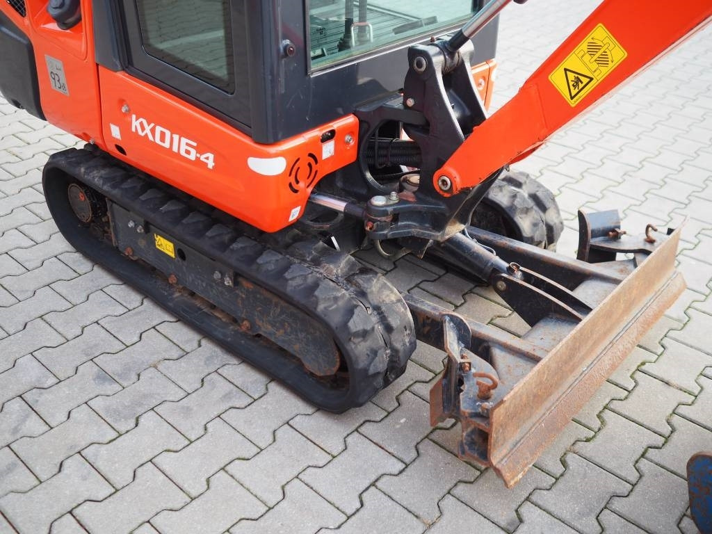 Mini excavator Kubota KX 016-4: picture 8