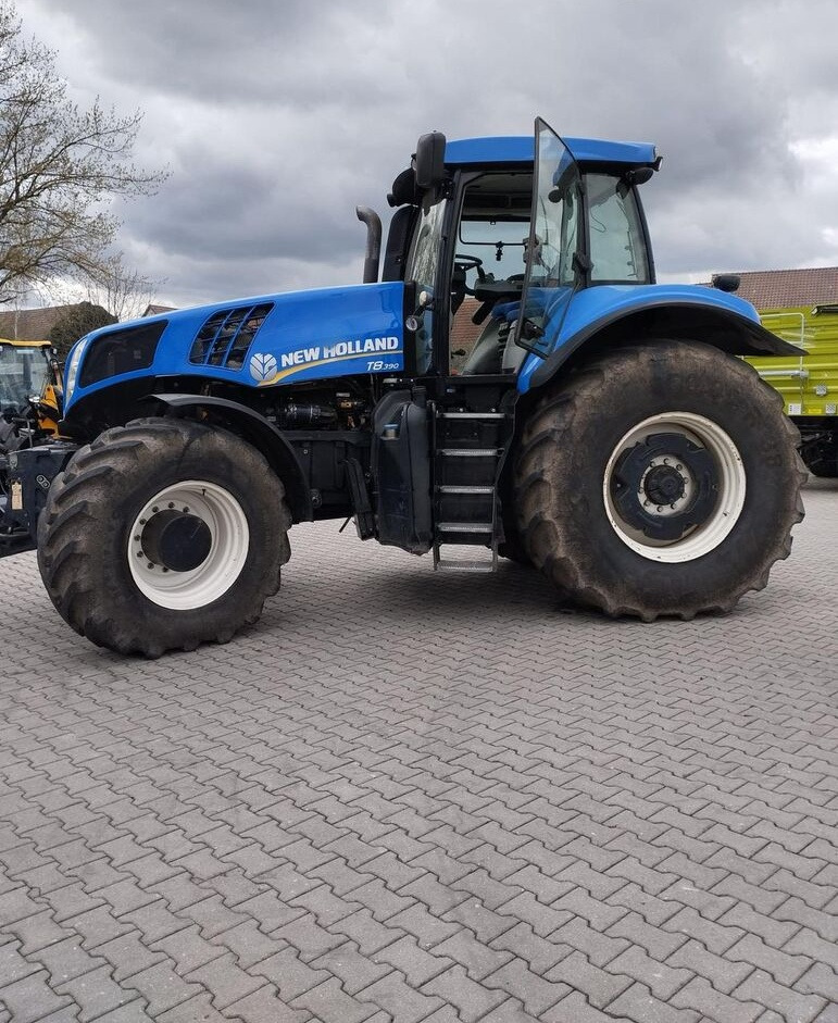 New Farm tractor New Holland T8.390: picture 19