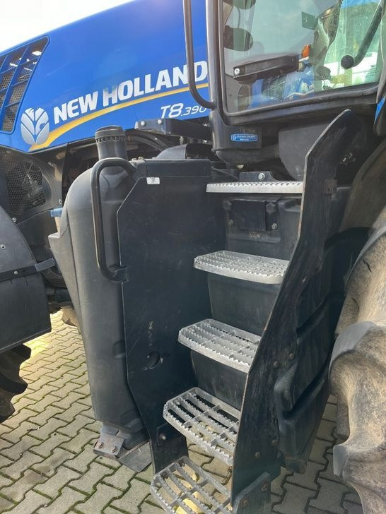 New Farm tractor New Holland T8.390: picture 27