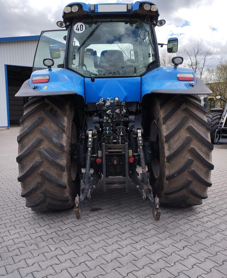 New Farm tractor New Holland T8.390: picture 15