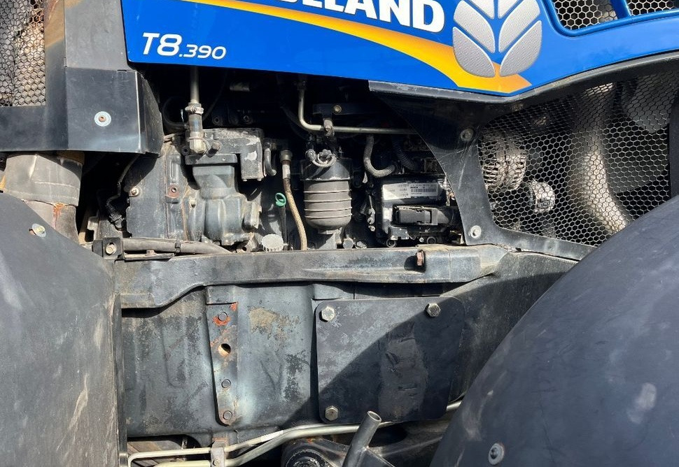 New Farm tractor New Holland T8.390: picture 22