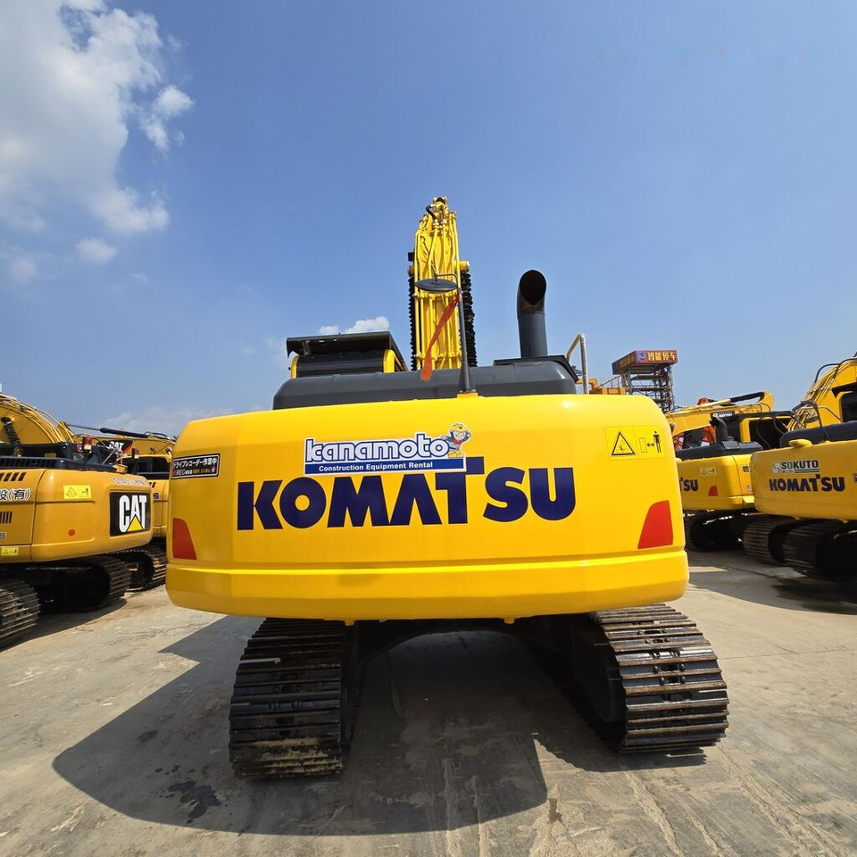 Crawler excavator Komatsu PC200-8: picture 7