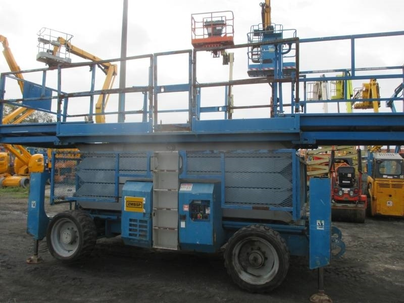 Scissor lift Genie GS 5390 RT: picture 6