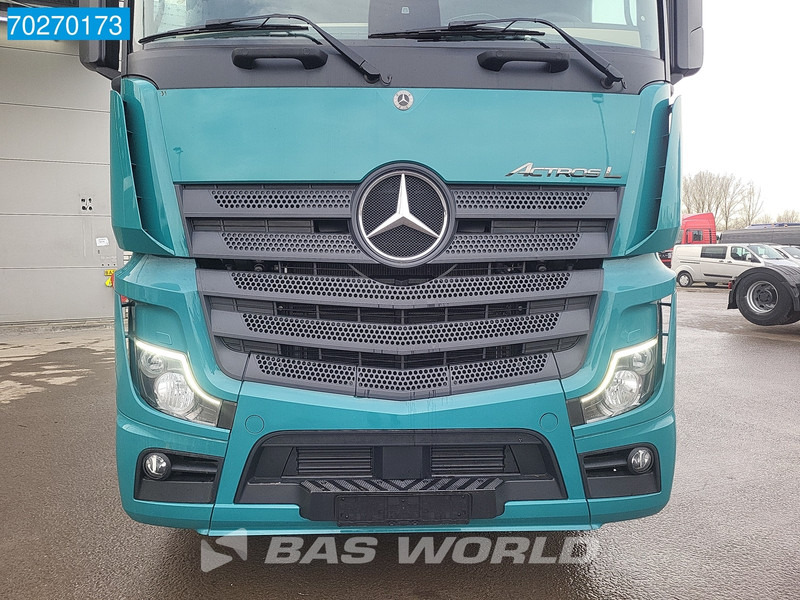 Leasing of Mercedes-Benz Actros 1842 4X2 NEW! StreamSpace Mercedes-Benz Actros 1842 4X2 NEW! StreamSpace: picture 9