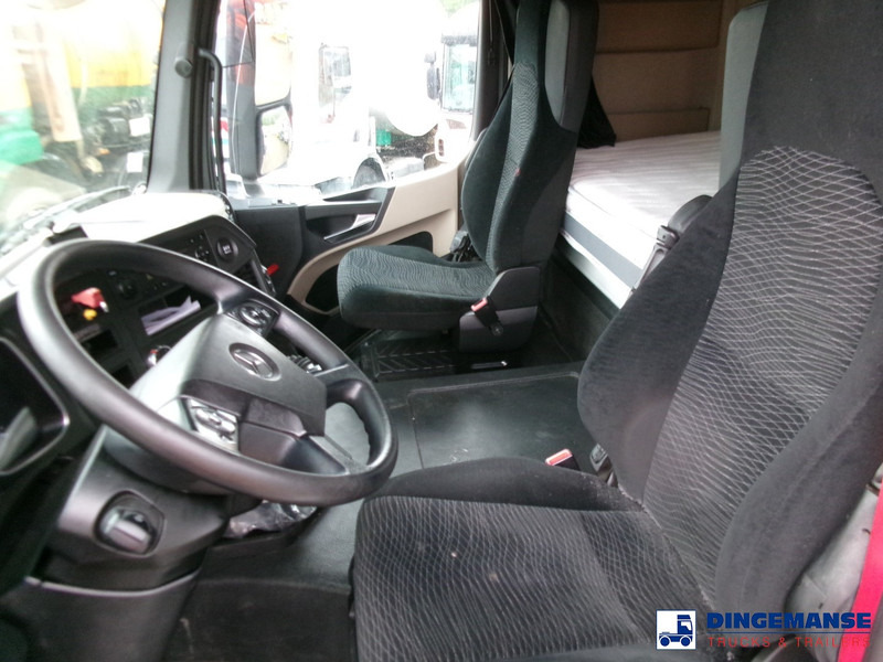 Leasing of Mercedes-Benz Actros 1843 4x2 Euro 6 + ADR Mercedes-Benz Actros 1843 4x2 Euro 6 + ADR: picture 15