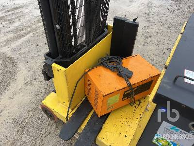 Pallet truck HYSTER S1.0C: picture 7