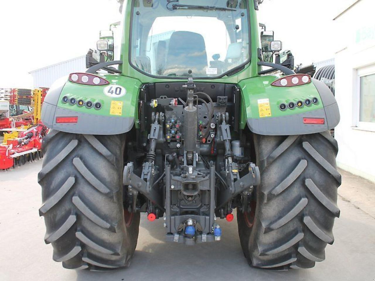 Farm tractor Fendt 724 vario gen6 profi plus ProfiPlus: picture 6