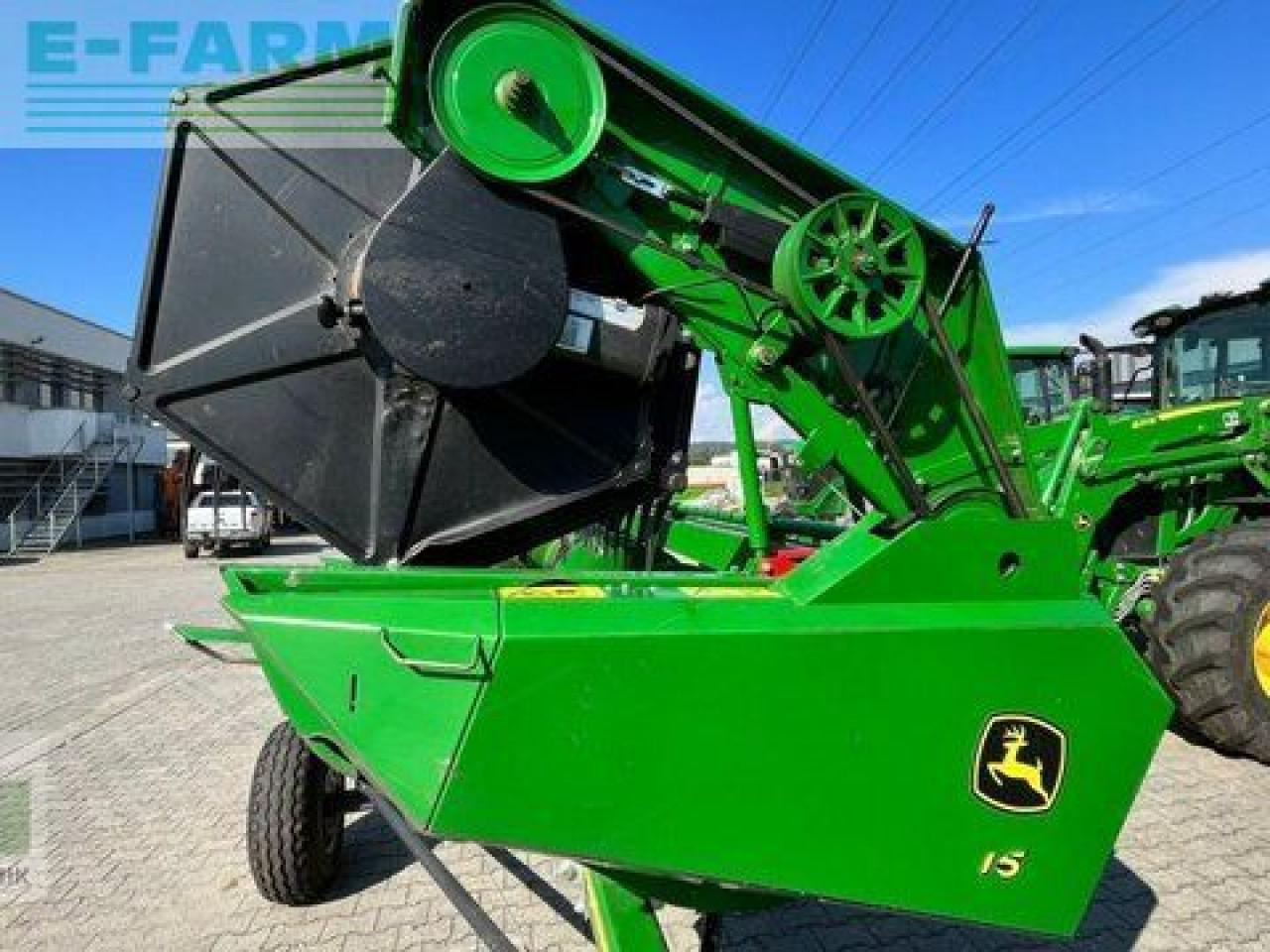 Combine harvester John Deere w330: picture 23