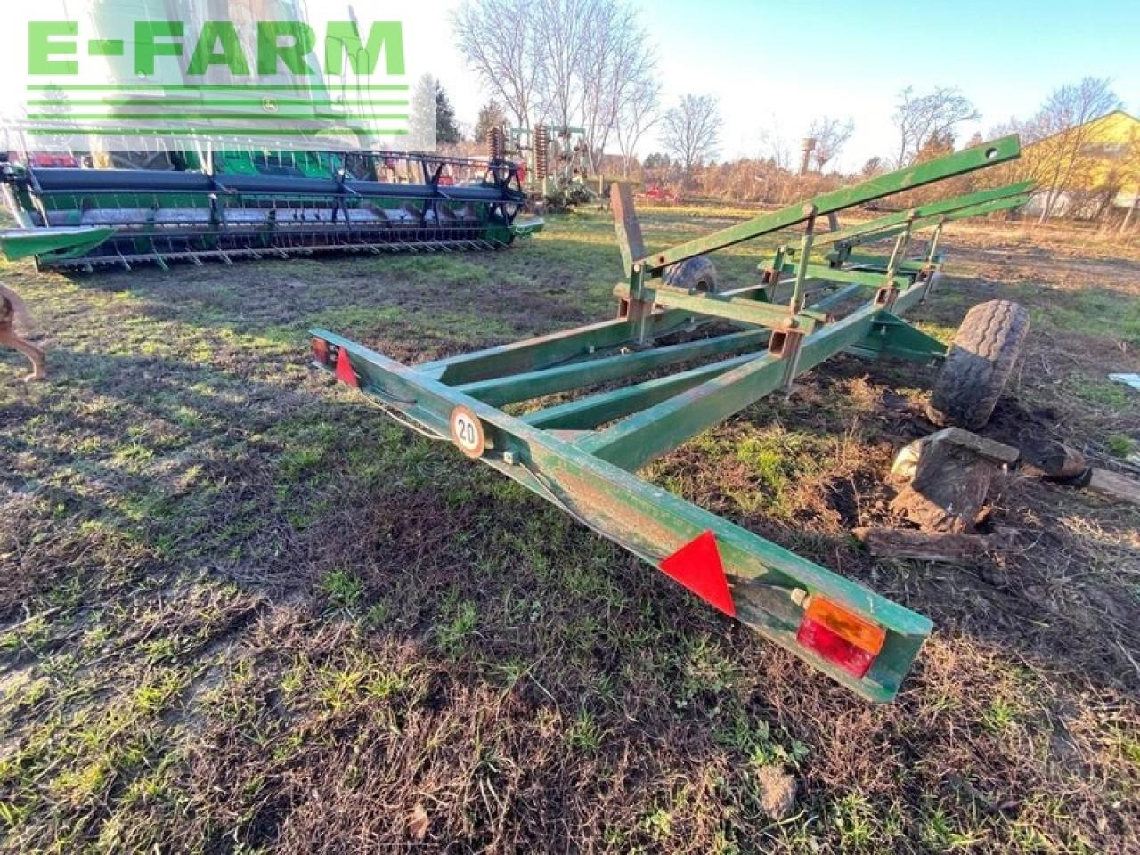 Combine harvester John Deere w650: picture 40