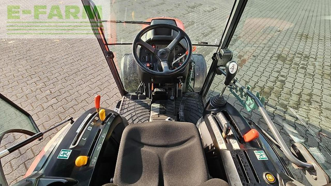 Farm tractor Kubota b2231: picture 14