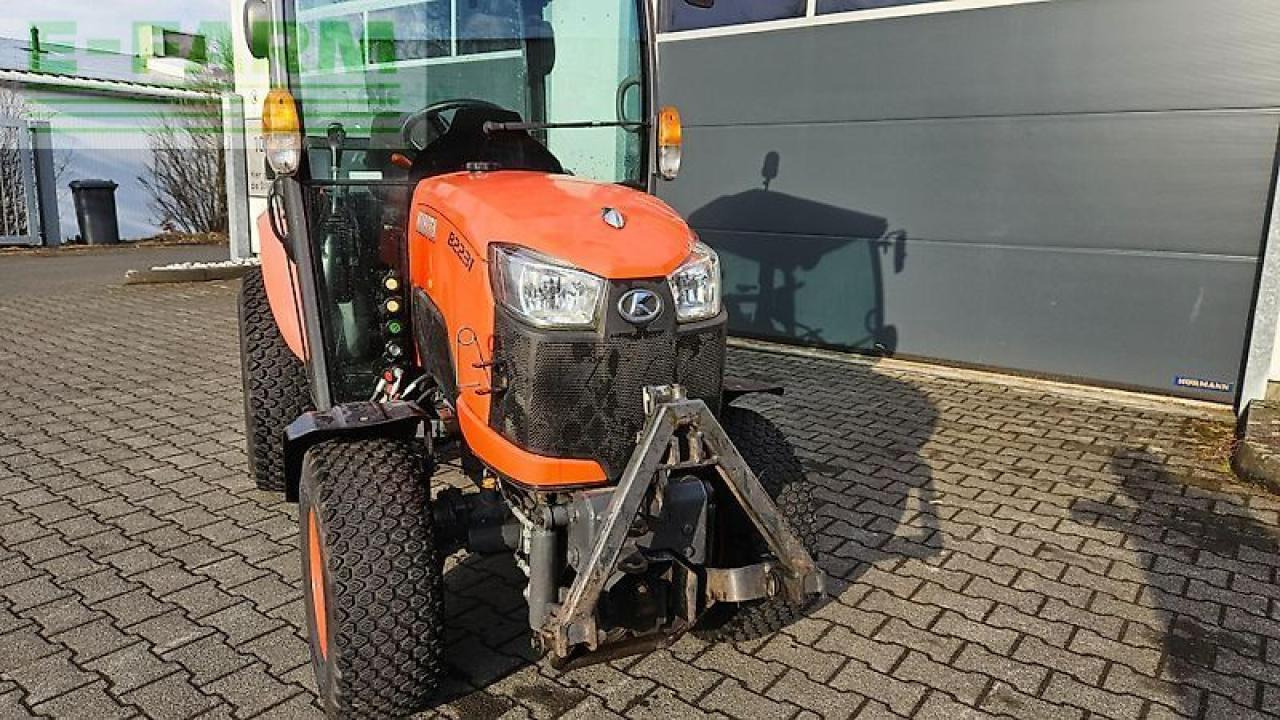 Farm tractor Kubota b2231: picture 7