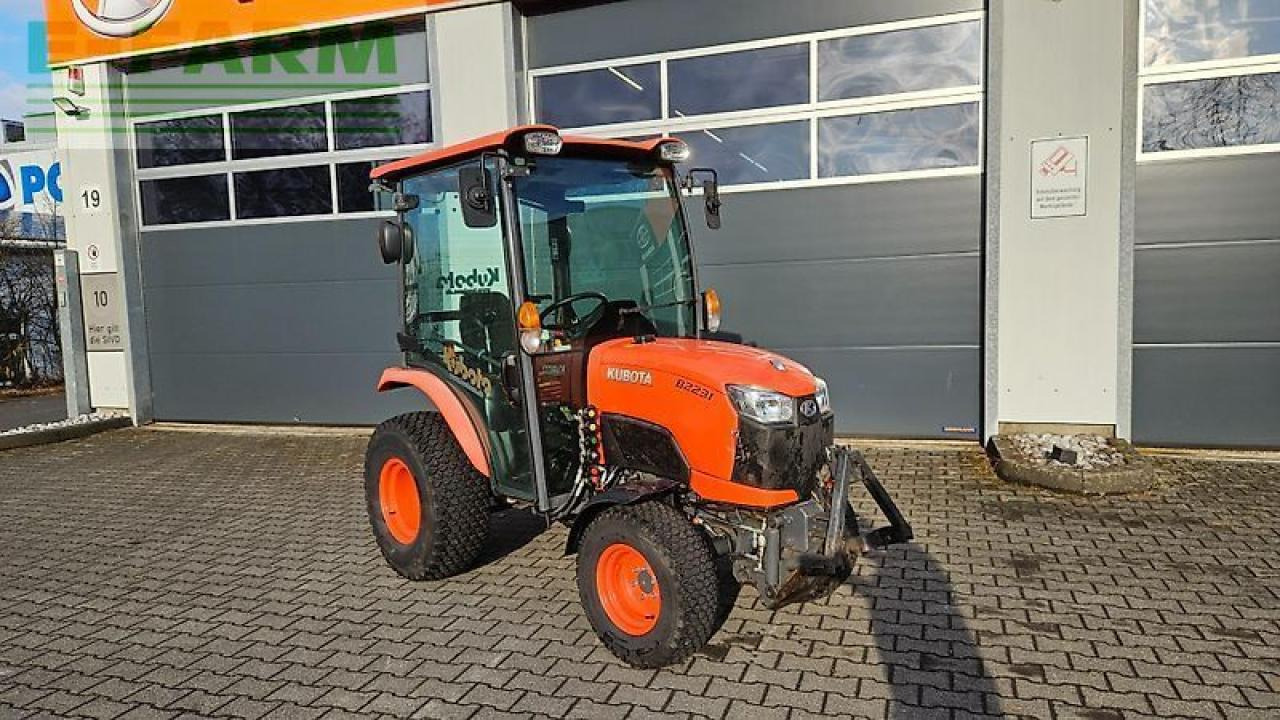 Farm tractor Kubota b2231: picture 9