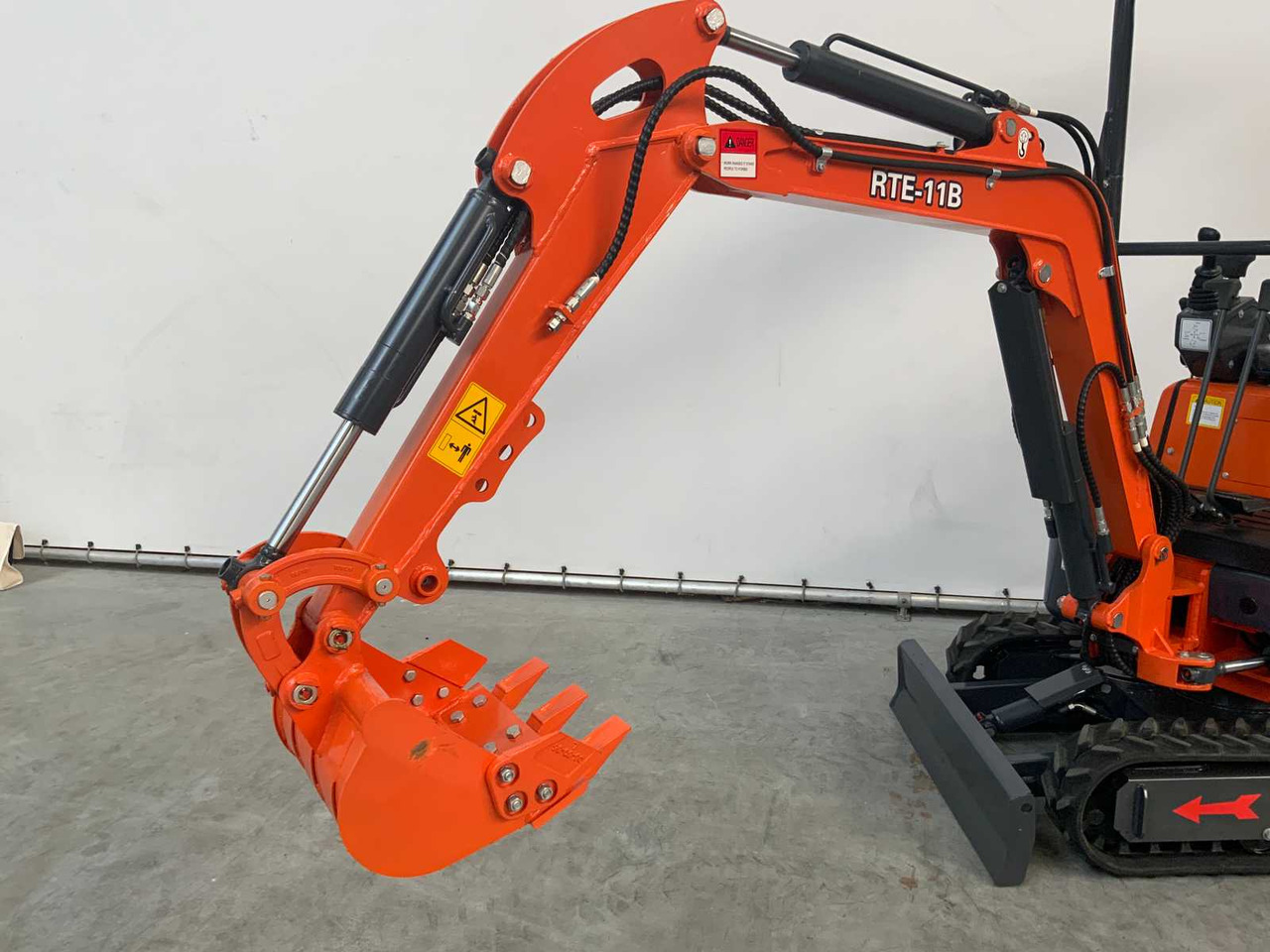 Mini excavator RTE 11B: picture 10