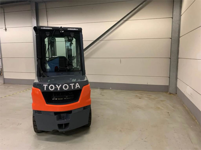 Forklift Toyota 52-8FDJF35: picture 8