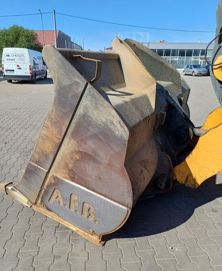 Wheel loader Liebherr L 566: picture 8