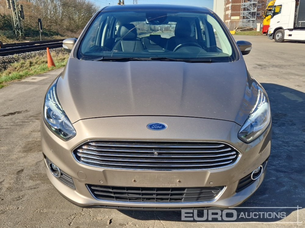 Car 2019 Ford S-Max: picture 8