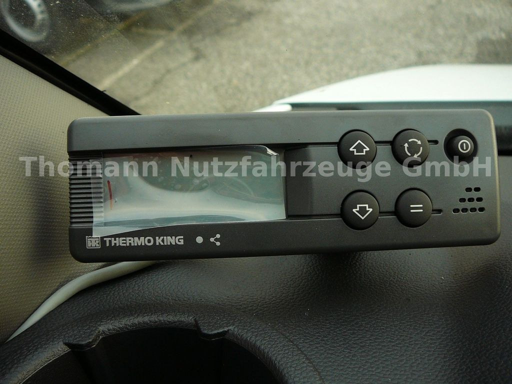 New Refrigerated van Renault Master Kühlkastenwagen Thermoking V200 Max5: picture 18